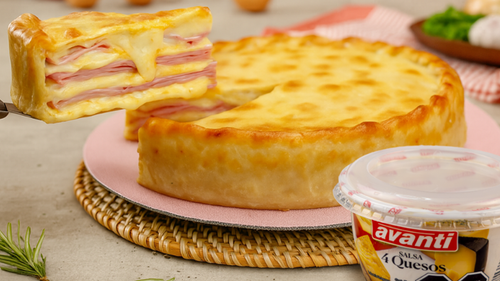 Tarta de Jamón y Queso con Salsa 4 Quesos